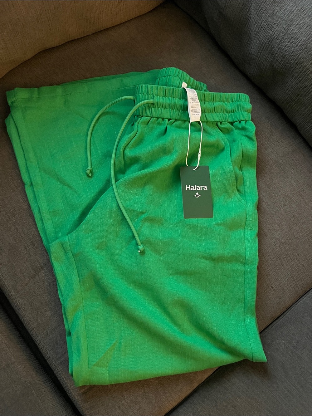 NWT HALARA Bright Green Drawstring Joggers wide leg WOMENS Size Medium